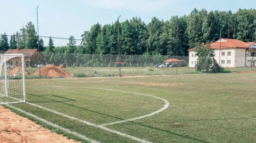 Футбольное поле