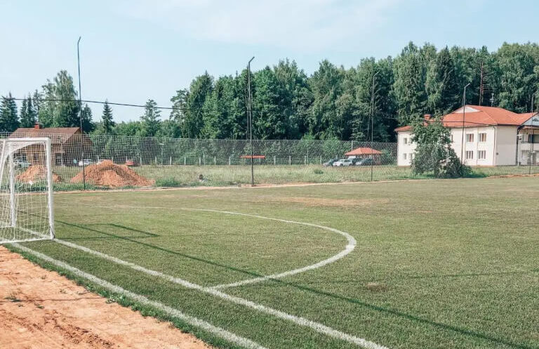 Футбольное поле